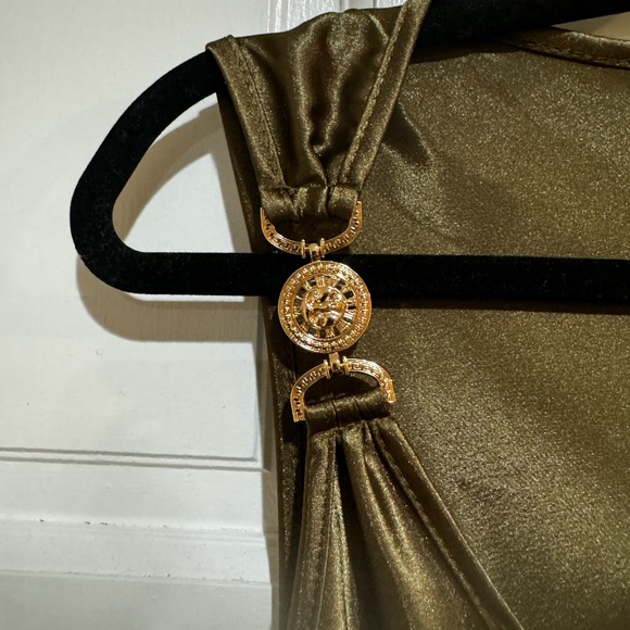 NWT Nicole Miller olive green tank top with gold accents - Picture 2 of 6